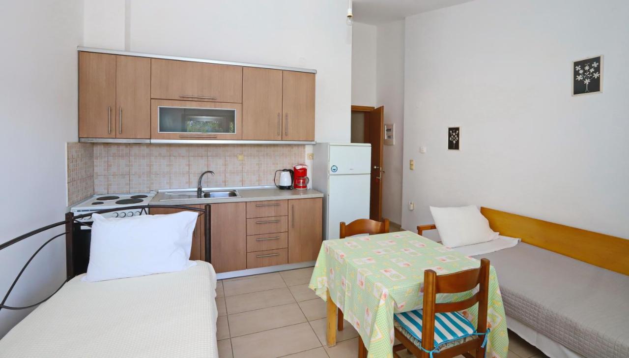 Katerina Apartments 케라모티 외부 사진