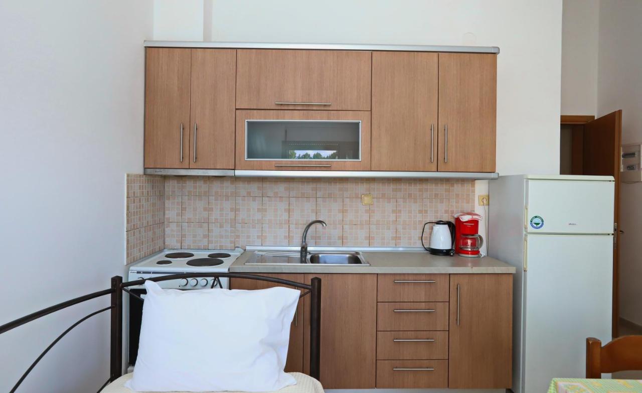 Katerina Apartments 케라모티 외부 사진